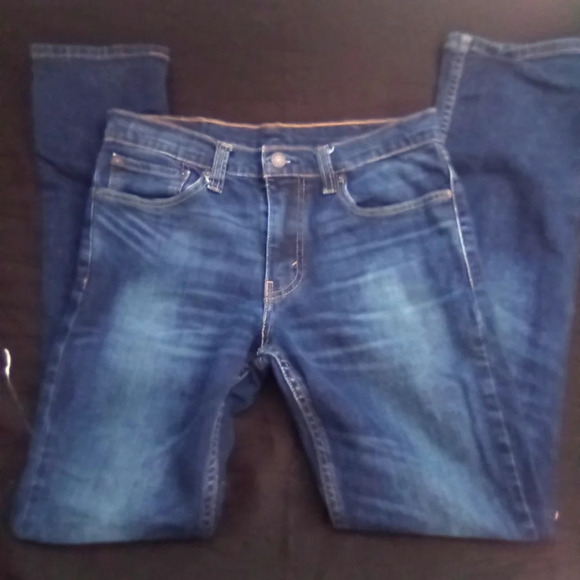 Levi Strauss & co ( box G )